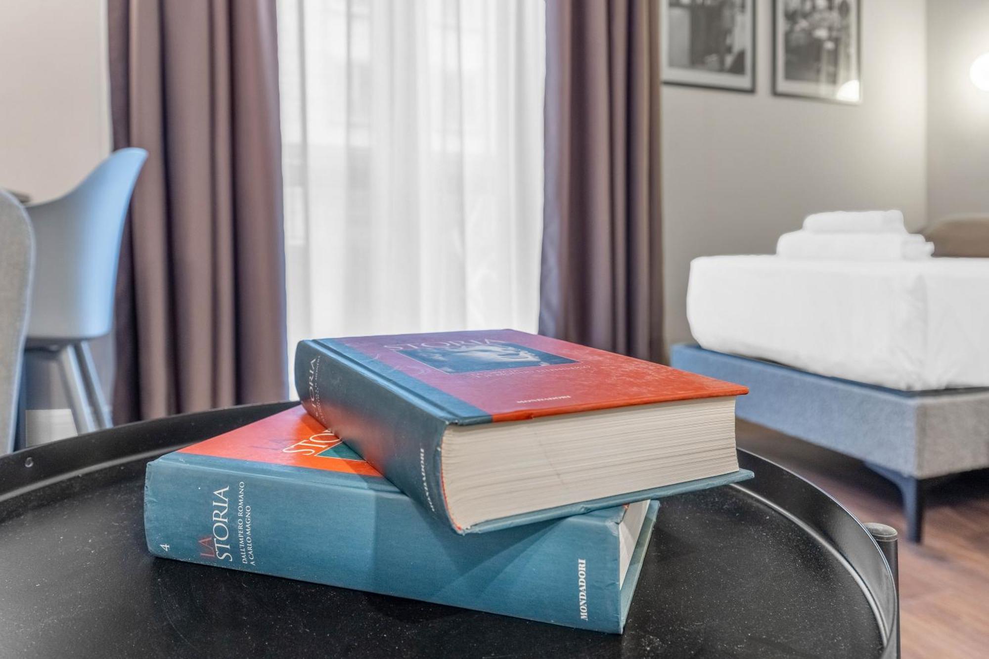 Torriani Suites Foresteria Lombarda Milaan Buitenkant foto