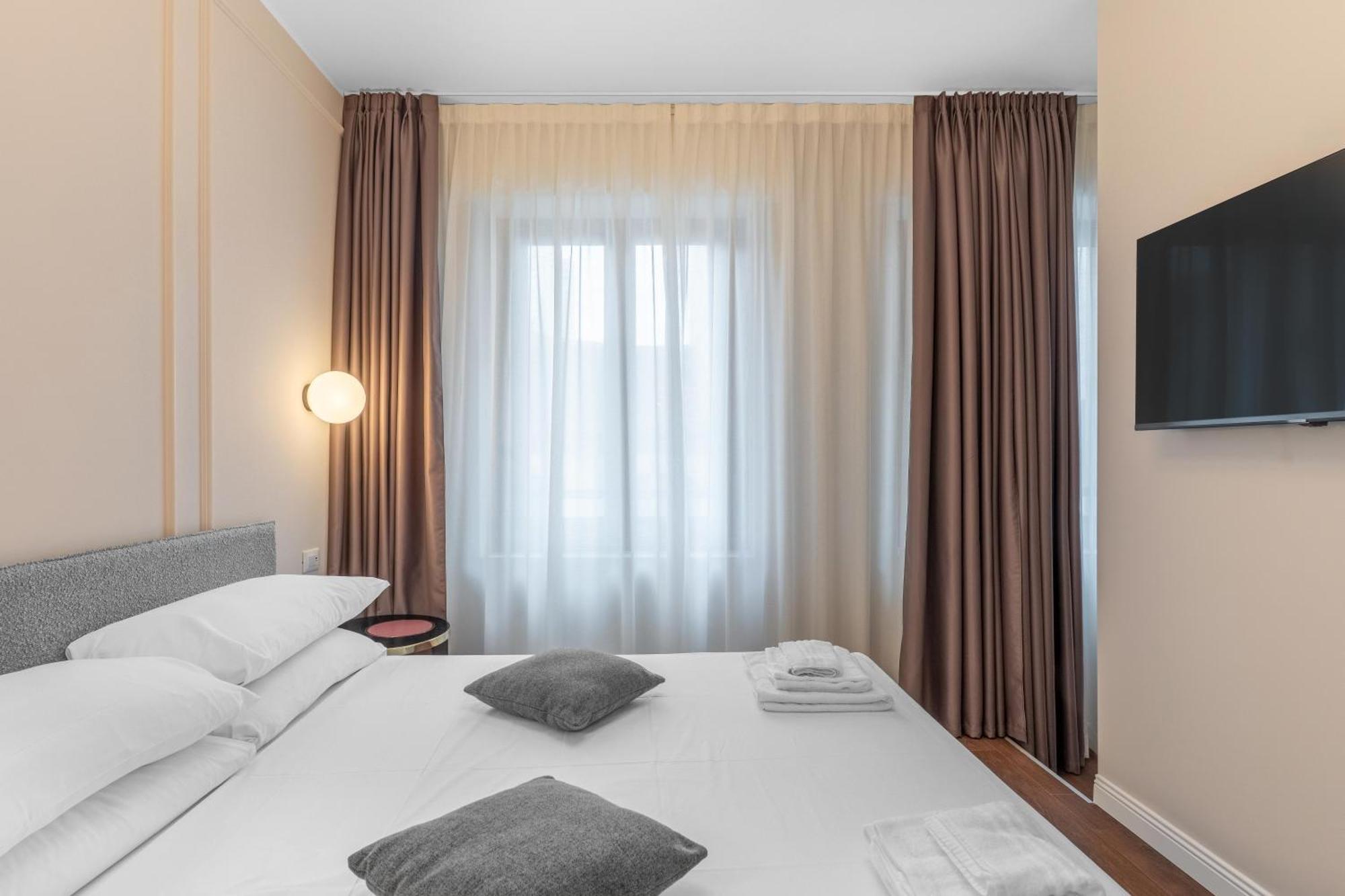 Torriani Suites Foresteria Lombarda Milaan Buitenkant foto