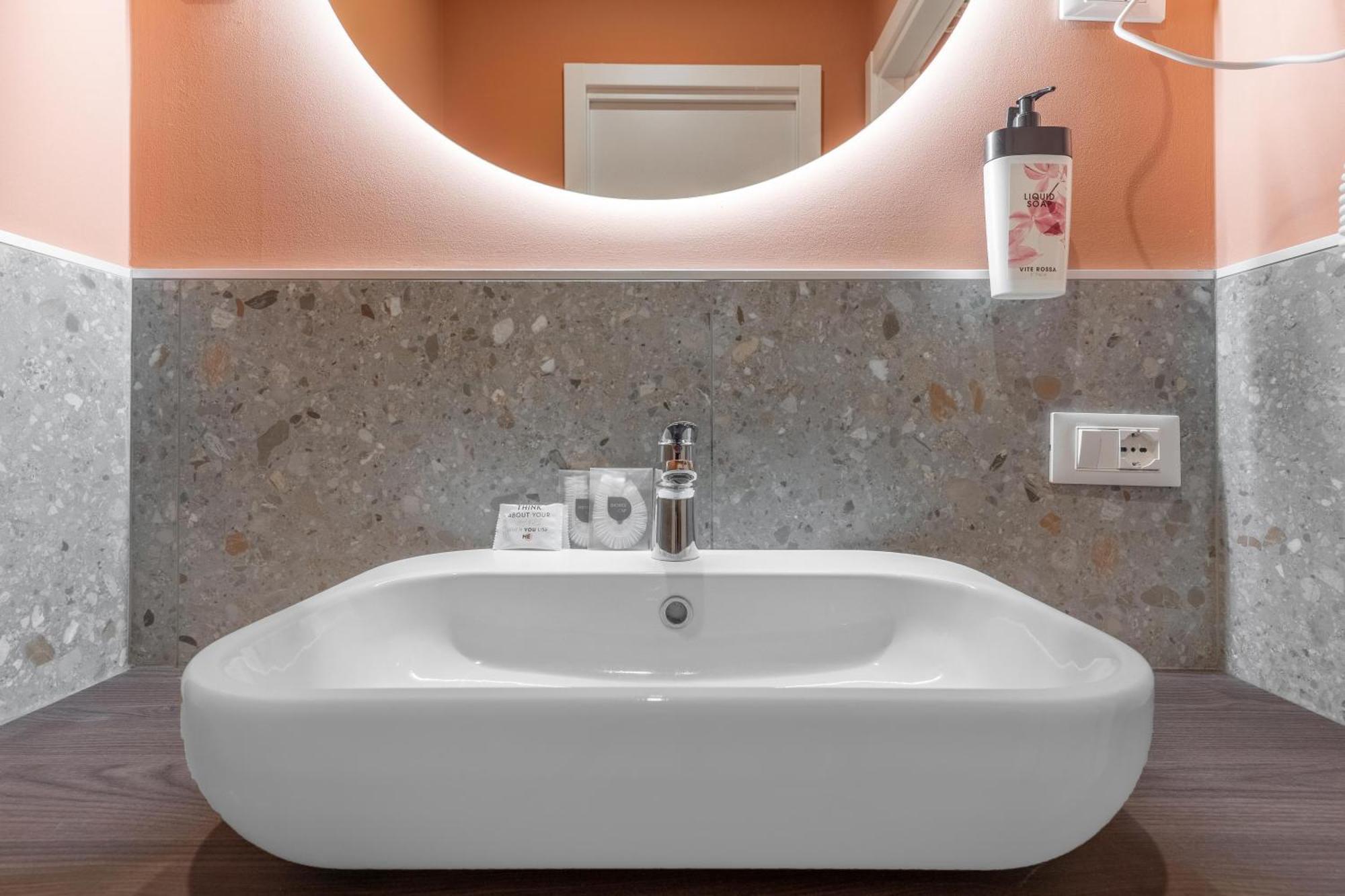 Torriani Suites Foresteria Lombarda Milaan Buitenkant foto